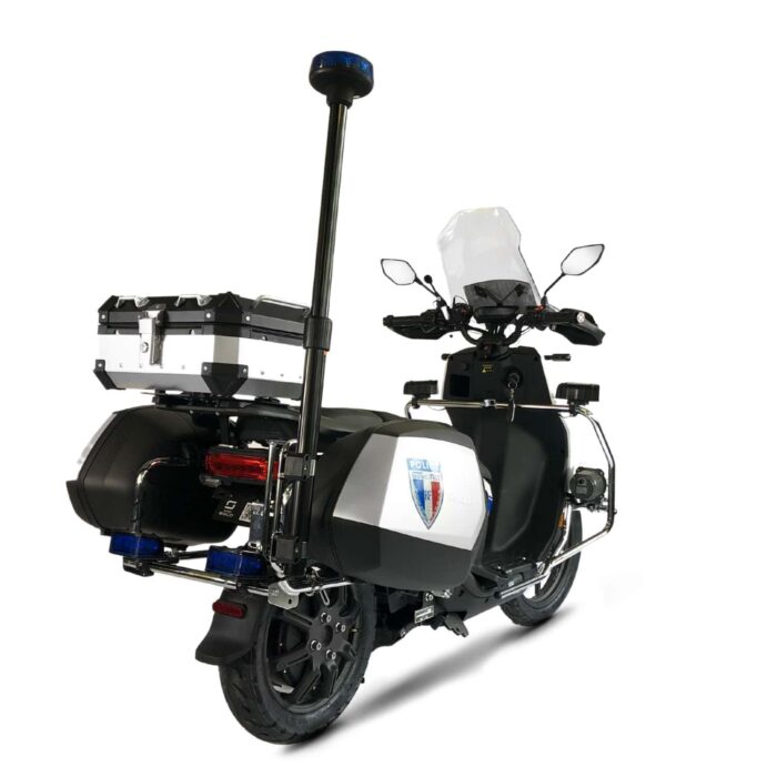 Scooter-Electrique-125-Super-Soco-CPX-Police-2.jpg