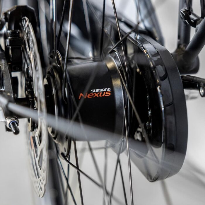 Velo-Electrique-Trek-District-2-Lowstep-Gris-2023-3.jpeg